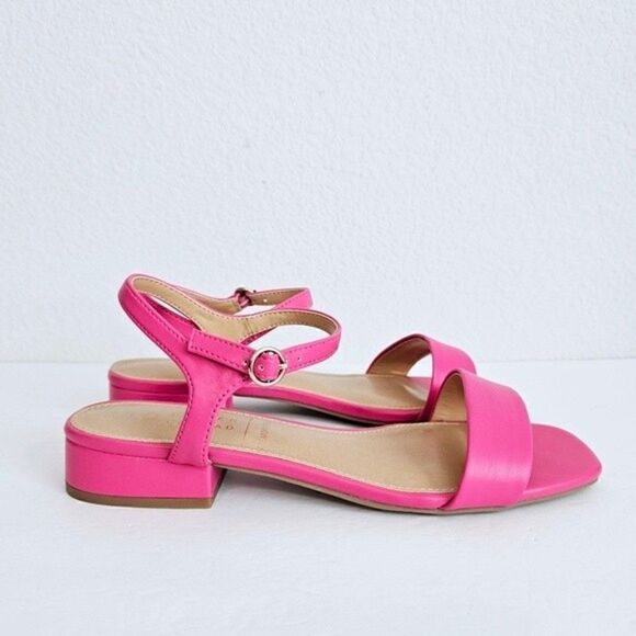 New! Faux Leather Barbie Pink Block Heel Square Toe Sandals - Picture 3 of 8